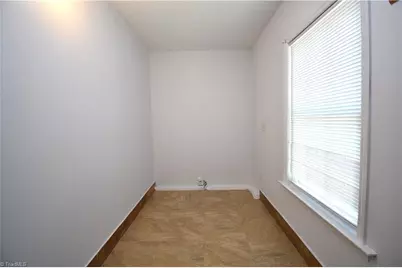 205 Lasalle Way, Greensboro, NC 27406 - Photo 10
