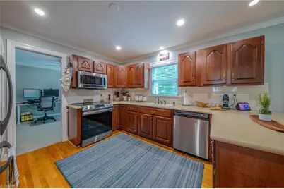 5034 Cobblestone Road, Winston-Salem, NC 27106 - Photo 8