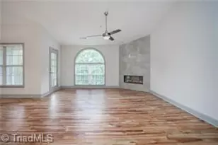 3725 Morris Farm Dr, Greensboro, NC 27409 - Photo 2