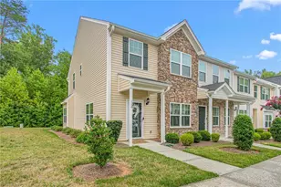 114 Summerland Dr, Greensboro, NC 27405 - Photo 2