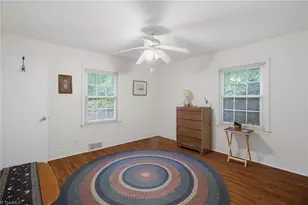 3105 Branchwood Dr, Greensboro, NC 27408 - Photo 18