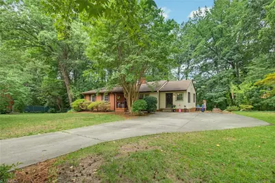 3105 Branchwood Drive, Greensboro, NC 27408 - Photo 4