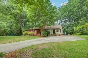 3105 Branchwood Dr, Greensboro, NC 27408 - Photo 4