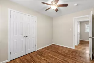 1300 Rotherwood Rd, Greensboro, NC 27406 - Photo 20