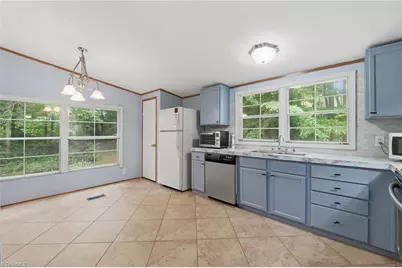 365 Sunflower Road, Statesville, NC 28625 - Photo 10