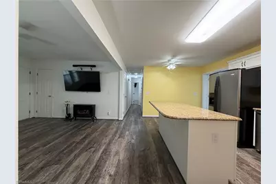 104 Crestview Terrace, Thomasville, NC 27360 - Photo 6