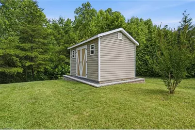 6689 Ridge Bluff Drive, Rural Hall, NC 27045 - Photo 40