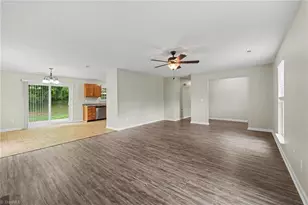 5603 Fountainhead Dr, Greensboro, NC 27455 - Photo 6