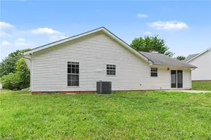 5603 Fountainhead Dr, Greensboro, NC 27455 - Photo 24