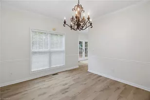 6616 Ivystone Dr, Jamestown, NC 27282 - Photo 8