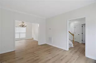 6616 Ivystone Dr, Jamestown, NC 27282 - Photo 6