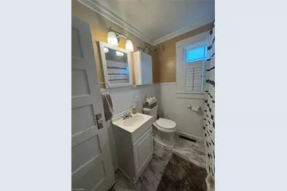 816 W Haymore Street, Mount Airy, NC 27030 - Photo 32