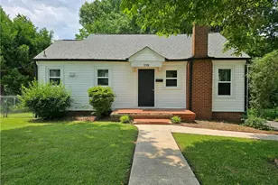 198 Spring St, Mocksville, NC 27028 - Photo 2