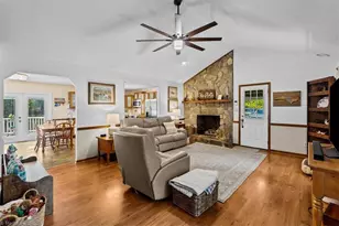 1013 Lacy Hepler Rd, Thomasville, NC 27360 - Photo 6