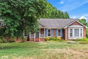 5132 Huntcliff Trail, Winston-Salem, NC 27104 - Photo 2