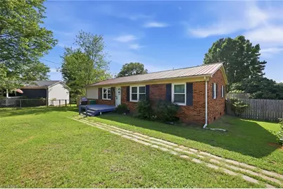 4228 Valley Circle, Trinity, NC 27360 - Photo 2