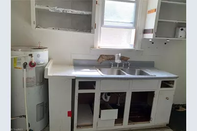 1015 Adams Street, High Point, NC 27262 - Photo 12