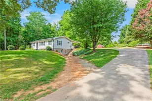 1132 Kennedy St, Yadkinville, NC 27055 - Photo 2