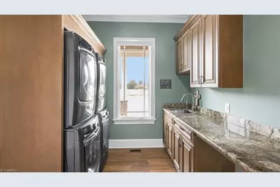 636 Lee Road, Thomasville, NC 27360 - Photo 16