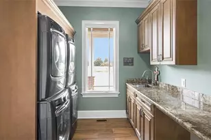 636 Lee Rd, Thomasville, NC 27360 - Photo 16