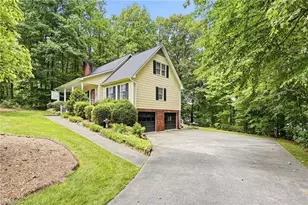 175 Red Fox Trl, Winston-Salem, NC 27103 - Photo 2