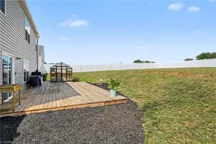 1218 Hickory Point Dr, Lexington, NC 27292 - Photo 22