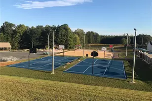 162 Clubhouse Dr, New London, NC 28127 - Photo 30