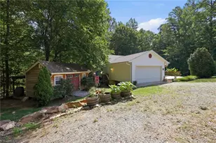 221 Farmview Rd, Madison, NC 27025 - Photo 34