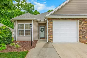 1659 Grand Springs Dr, Winston-Salem, NC 27127 - Photo 2
