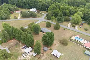4390 Glenford Dr, Winston-Salem, NC 27107 - Photo 40