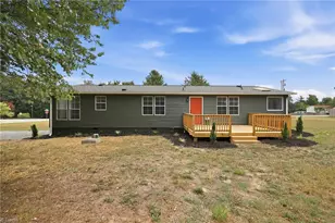 4390 Glenford Dr, Winston-Salem, NC 27107 - Photo 30