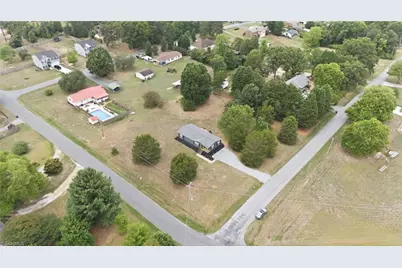 4390 Glenford Drive, Winston-Salem, NC 27107 - Photo 44
