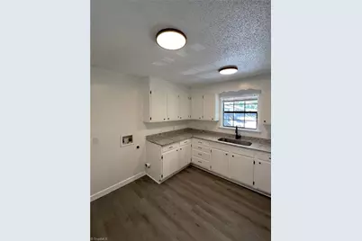 142 Weatherwood Court, Winston-Salem, NC 27103 - Photo 6