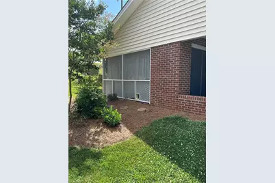 2023 N Main Street #B, Mount Airy, NC 27030 - Photo 6