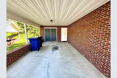 2023 N Main Street #B, Mount Airy, NC 27030 - Photo 4