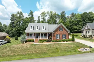 6623 Aspen Forest Ln, Walkertown, NC 27051 - Photo 2