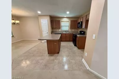3623 Whitworth Drive, Greensboro, NC 27405 - Photo 6
