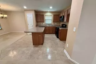 3623 Whitworth Dr, Greensboro, NC 27405 - Photo 6