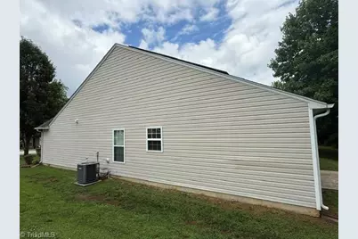 3623 Whitworth Drive, Greensboro, NC 27405 - Photo 26