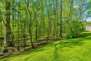 3623 Whitworth Dr, Greensboro, NC 27405 - Photo 2
