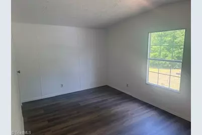 118 Shannon Drive, Reidsville, NC 27320 - Photo 6