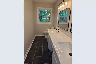 701 Willowmoore Avenue, Thomasville, NC 27360 - Photo 18