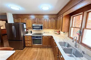 204 Windsor Park Dr, Dobson, NC 27017 - Photo 10