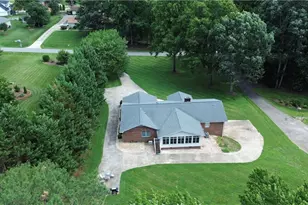 204 Windsor Park Dr, Dobson, NC 27017 - Photo 42