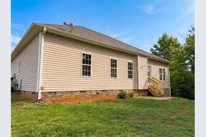 404 Winchester Drive, Graham, NC 27253 - Photo 22