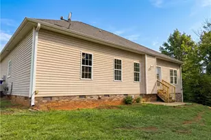 404 Winchester Dr, Graham, NC 27253 - Photo 22