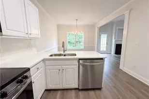 404 Winchester Dr, Graham, NC 27253 - Photo 8