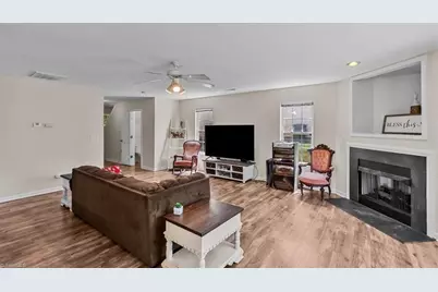 929 Peachtree Meadows Circle, Kernersville, NC 27284 - Photo 10