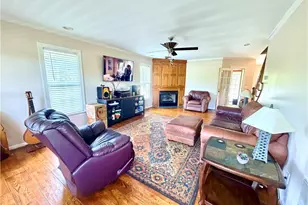 198 Captain Day Rd, Ronda, NC 28670 - Photo 12