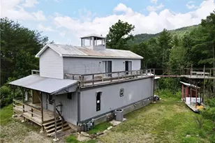 2668 Reedy Branch Rd, Purlear, NC 28665 - Photo 2